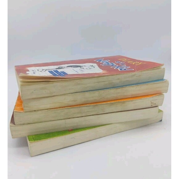 Lot 5 Diary Of A Wimpy Kid Books Series All Softcover Paperback Kinney 1,3,7,8,9 - Picture 3 of 10